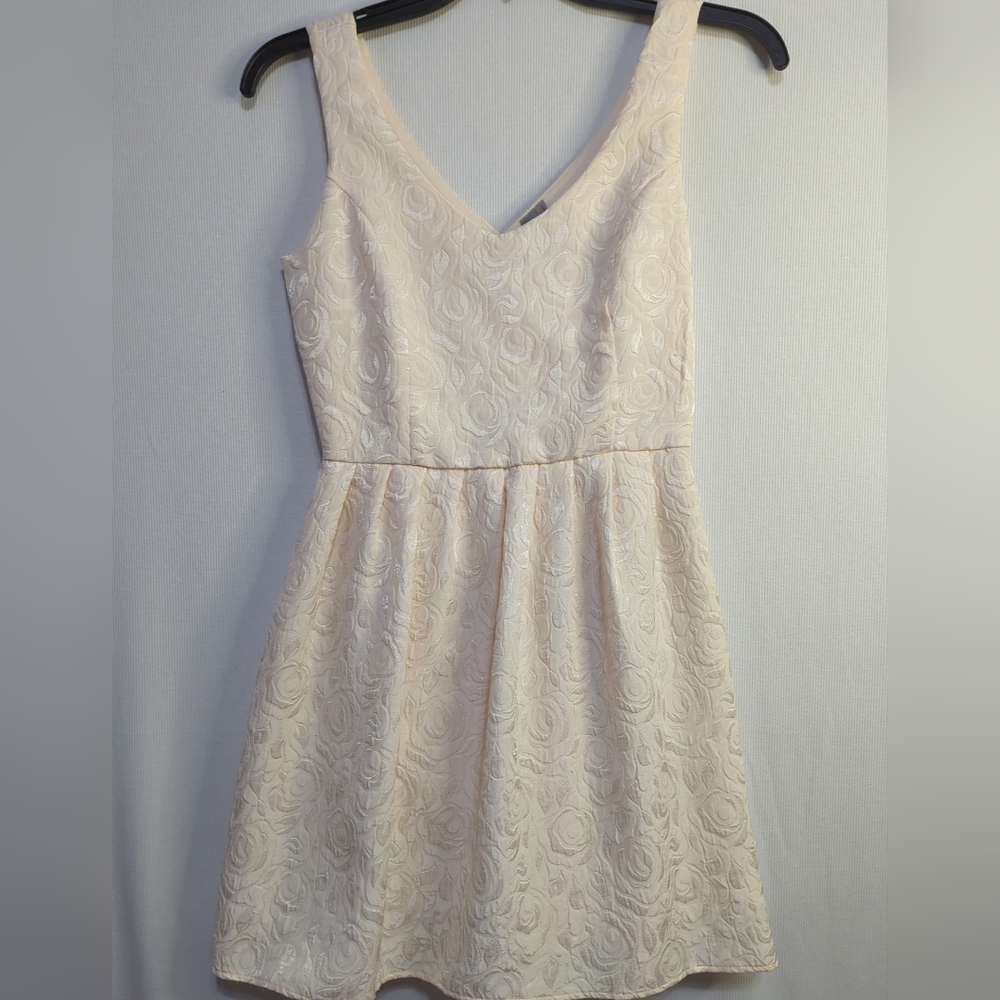 Cream Floral Jacquard V-Neck Fit & Flare Cocktail Dress ID9596CH Mens Small 593